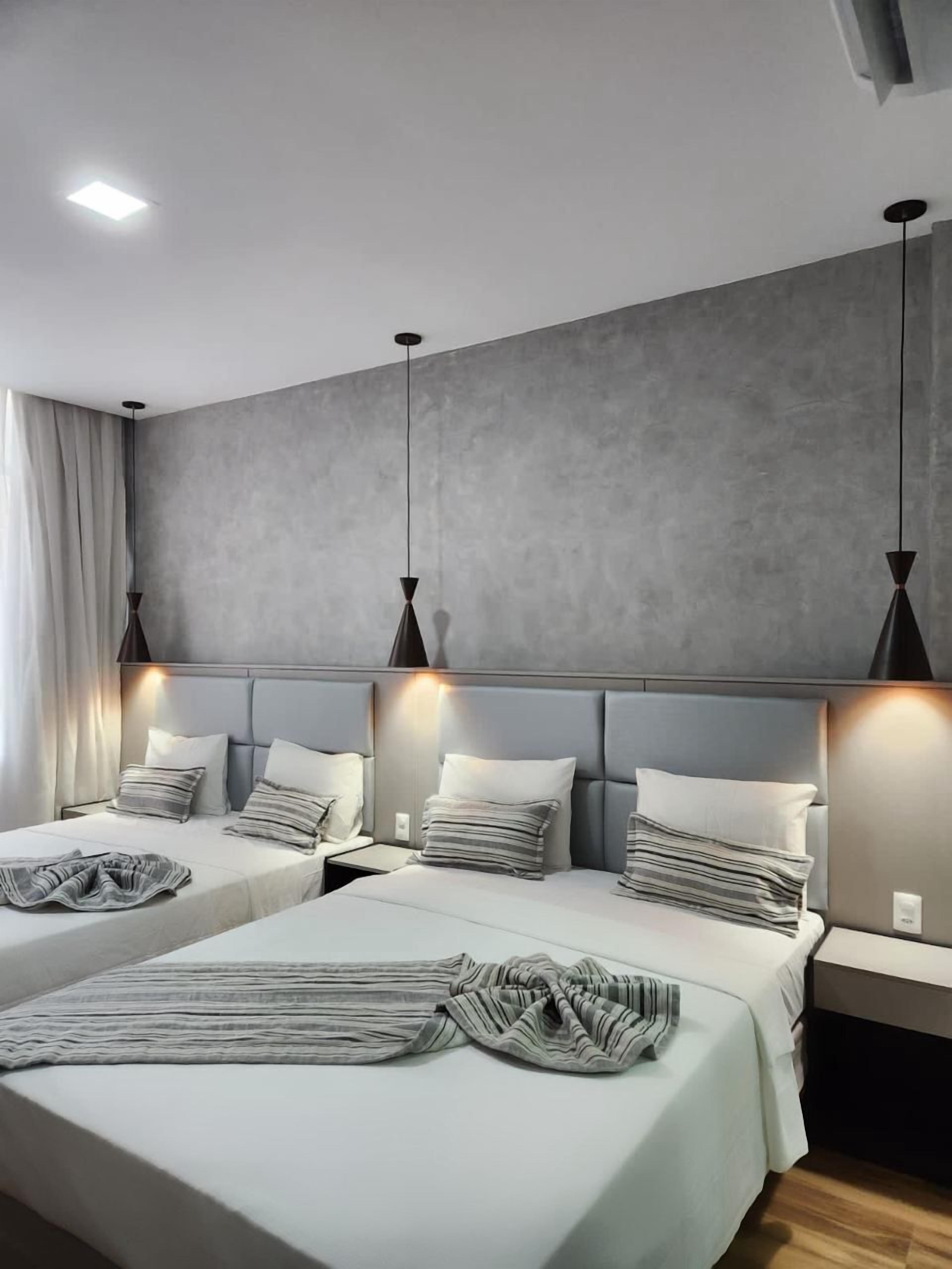 迷你吧、客房内保险箱、特色装修、办公桌