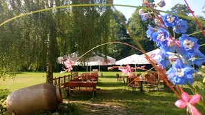 Breakfast, lunch, dinner served; international cuisine  - 4 Żywioły Falenty Hotel & Conference Center (Raszyn)