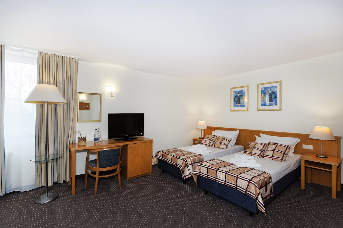 Minibar, desk, iron/ironing board, free WiFi