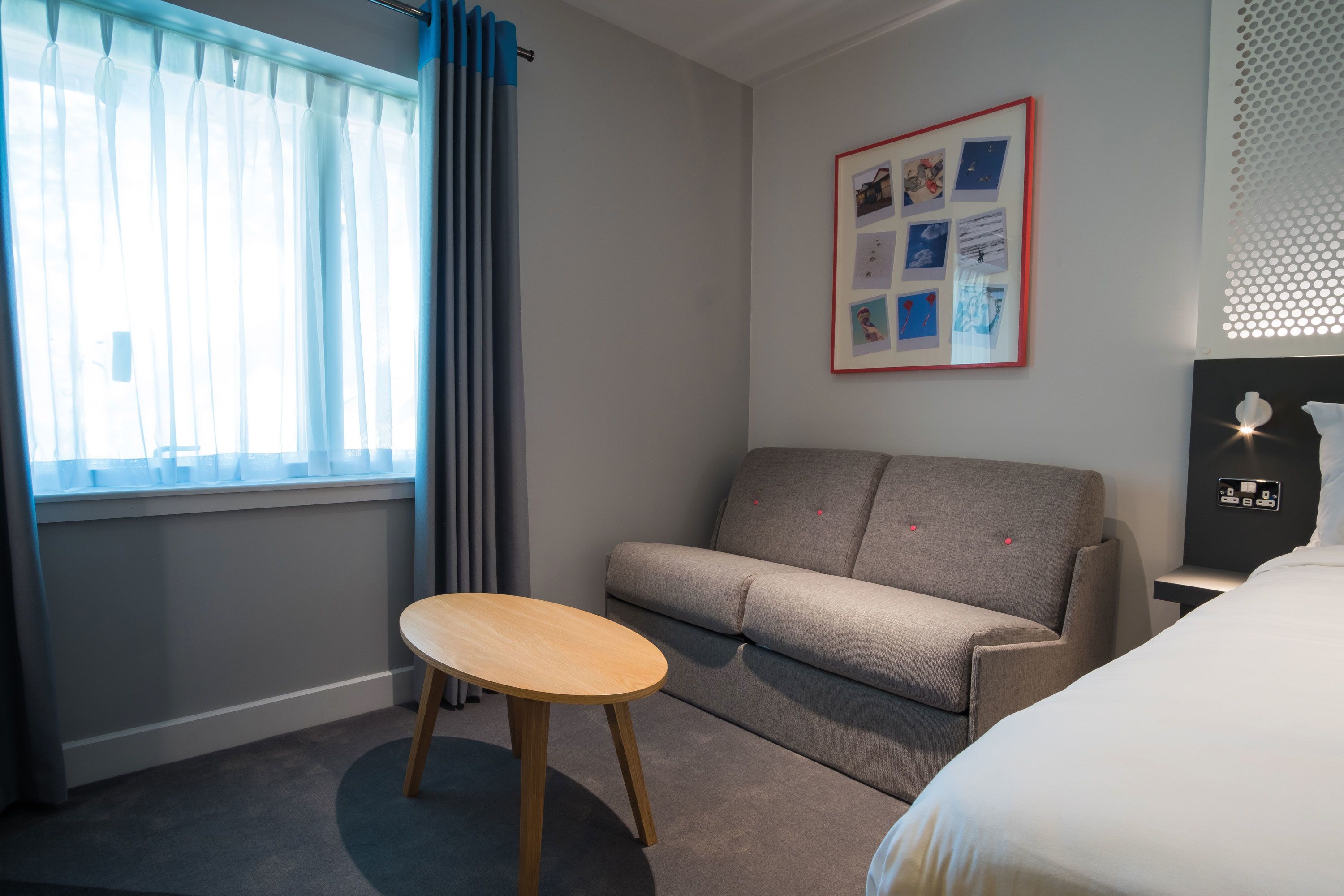 desk, iron/ironing board, free wifi, bed sheets