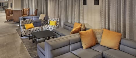 Sala de estar en el lobby