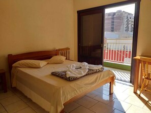 Superior Double Room | Desk, laptop workspace, free WiFi, bed sheets