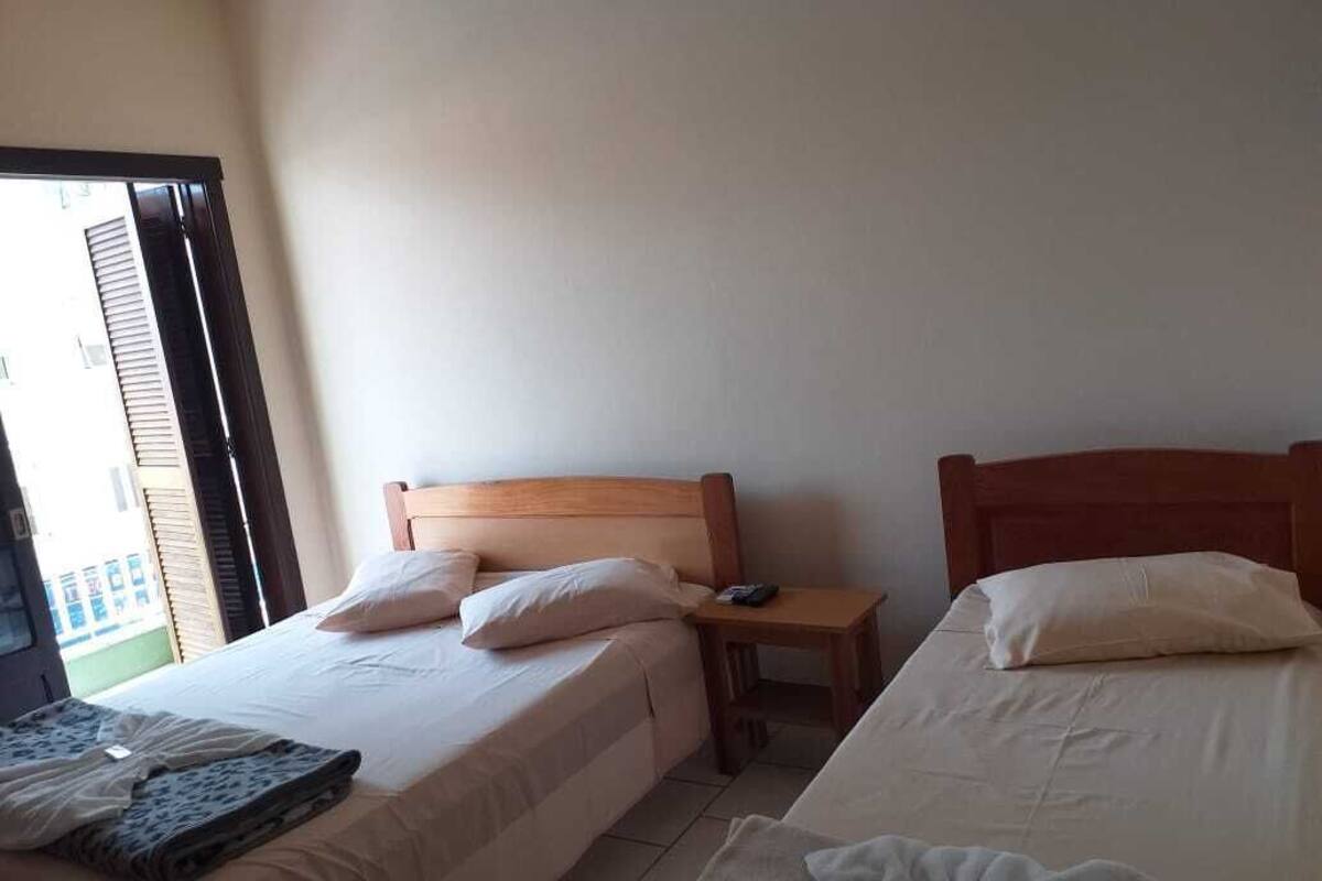 Superior Twin Room | Desk, laptop workspace, free WiFi, bed sheets