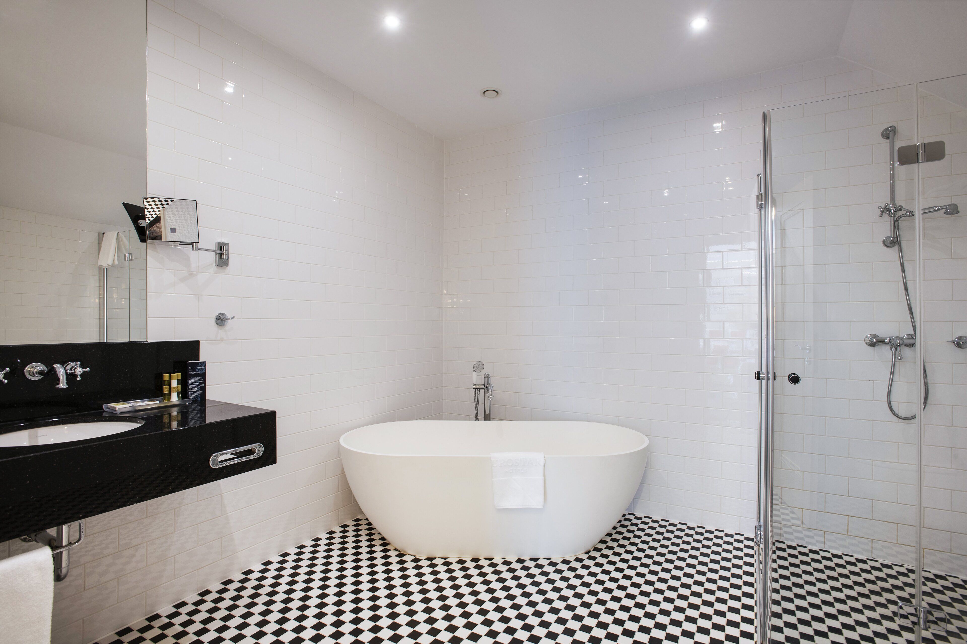 superior double room, balcony | bathroom | shower, eco-friendly toiletries, hair dryer, slippers