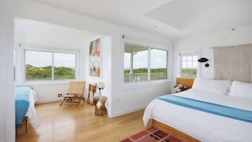 Suite | Premium bedding, minibar, in-room safe, desk