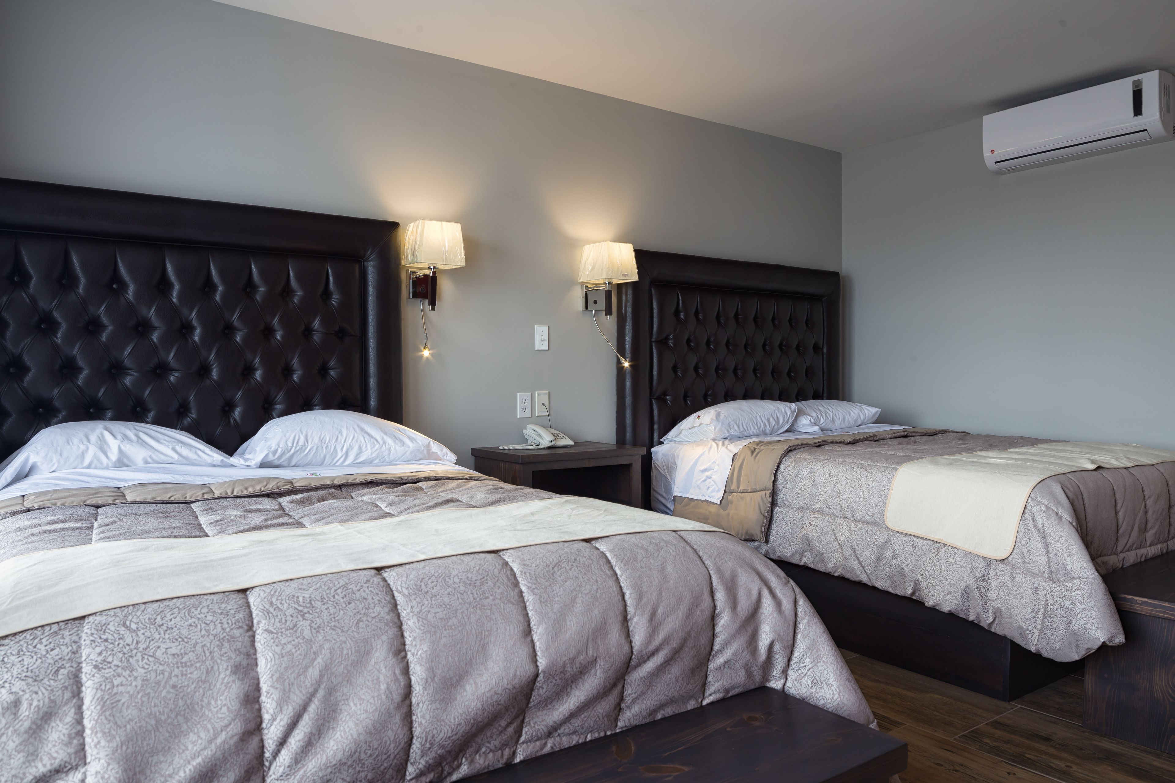 suite, kitchenette | desk, free wifi, bed sheets