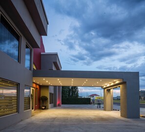 Exterior - Apple Inn (Cuauhtemoc)
