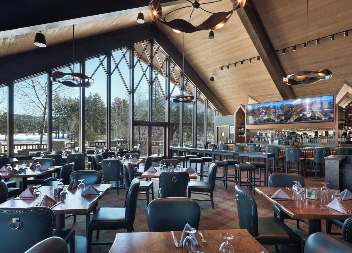 restaurant on lake tahoe