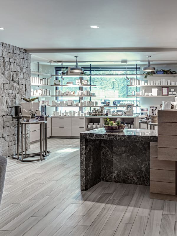 Couples treatment rooms, body treatments, hydrotherapy