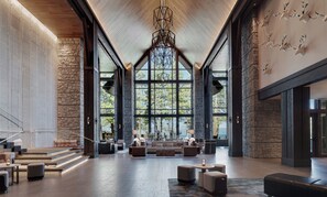 Lobby lounge - Edgewood Tahoe Resort (Stateline)