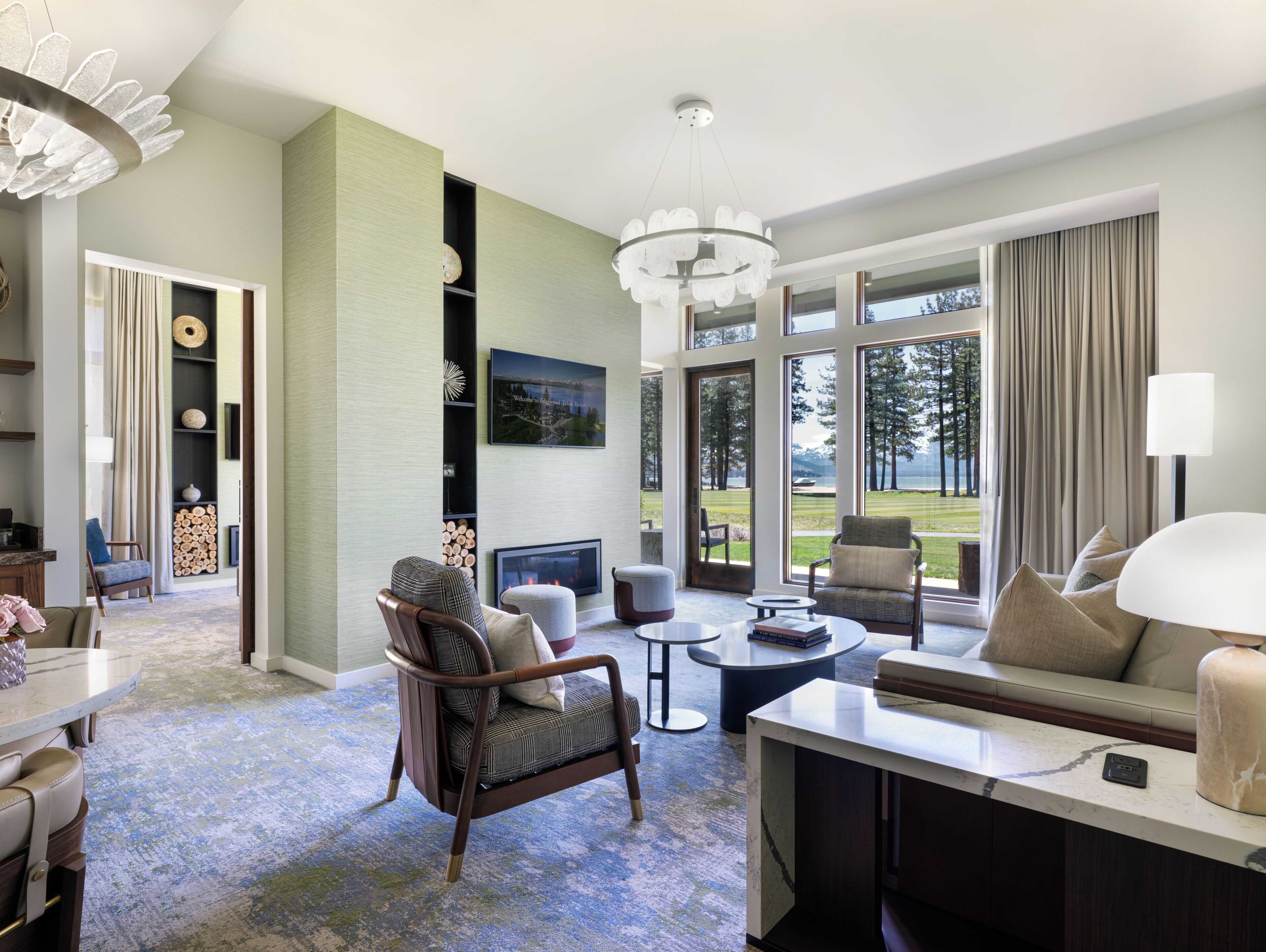 Suite, 1 King Bed, Lake View (Edgewood) | Egyptian cotton sheets, premium bedding, in-room safe, desk