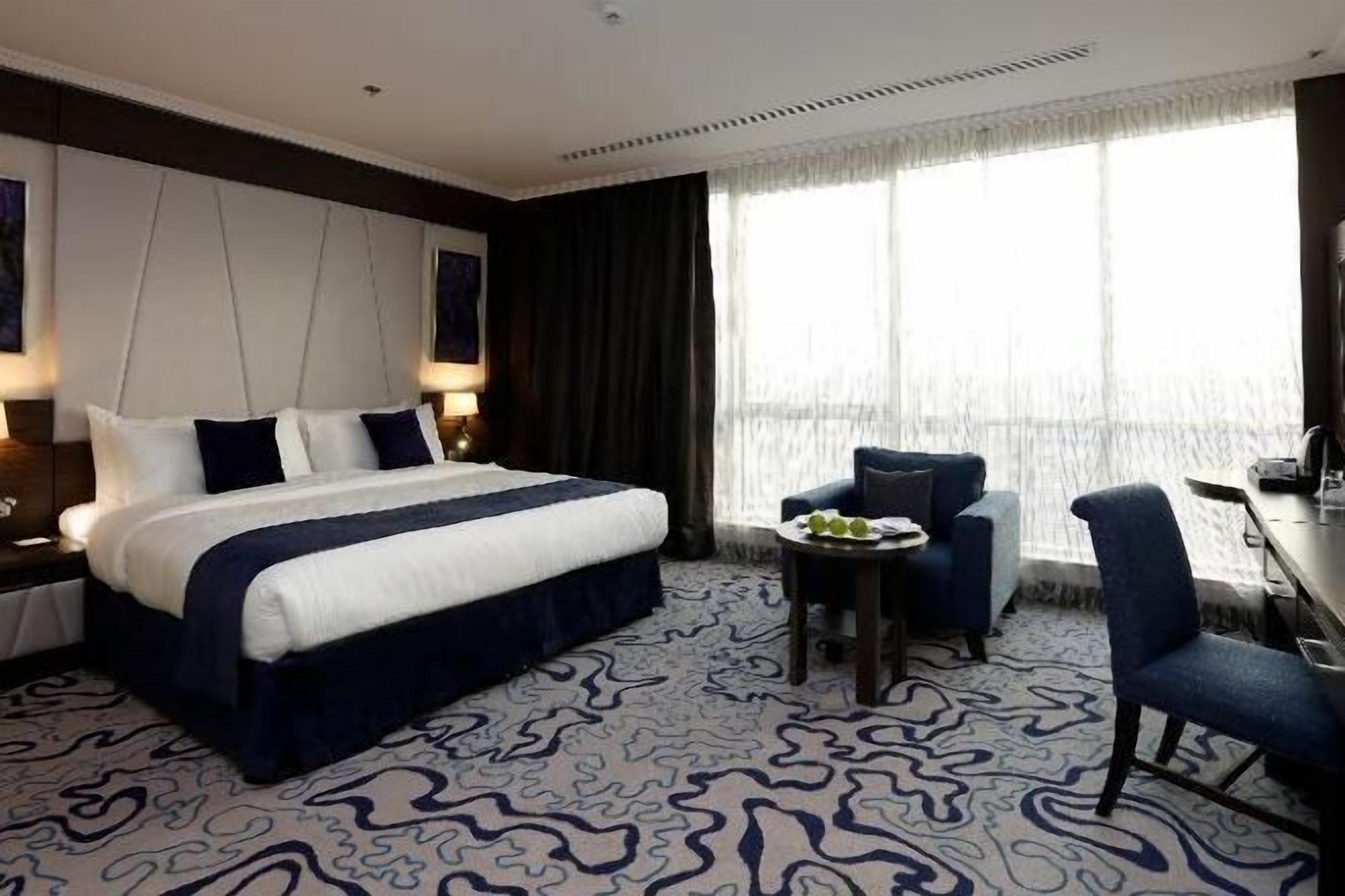 Egyptian cotton sheets, premium bedding, down comforters, minibar