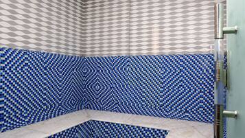 Zweedse massages, Thaise massages, sportmassages, 2 behandelingsruimtes