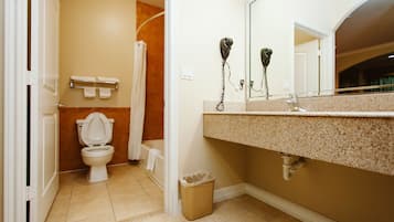 Baignoire, articles de toilette gratuits