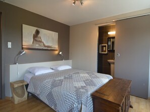7 bedrooms, WiFi