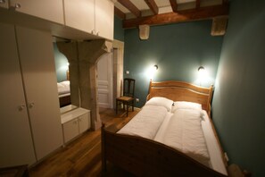 3 bedrooms, WiFi