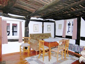 Living Room - Traditionelles Ferienhaus in Hessen mit Garten (Willingshausen)