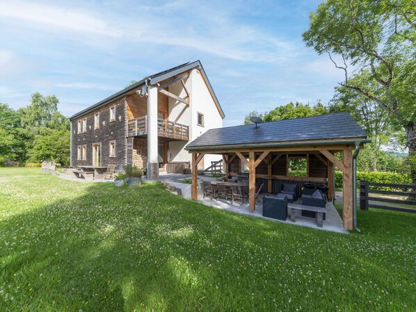 Utendørsservering