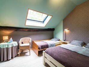8 Schlafzimmer, WLAN