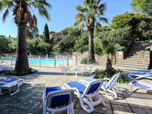 Pool - Holiday Home in Bormes-les-Mimosas with Pool (Bormes les Mimosas)