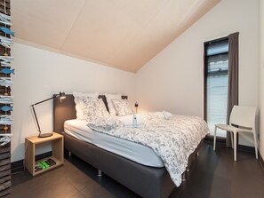 2 Schlafzimmer, Bügeleisen/Bügelbrett, WLAN