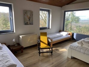 3 bedrooms, WiFi
