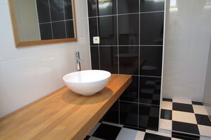 Bathtub - Bovigny holiday home with cinema (Bovigny)