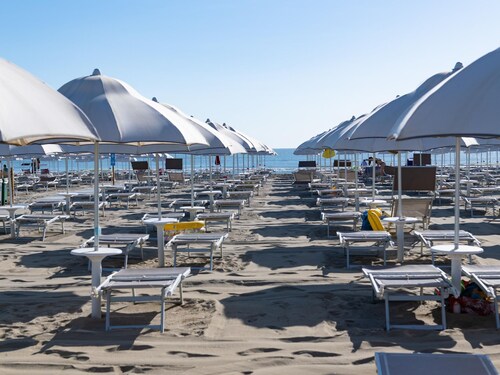 Mobile Home in Italy near the Beach