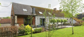 Cozy Bedrooms Cottage, Soumoy