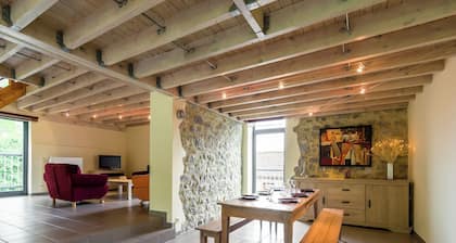 Cozy Bedrooms Cottage, Soumoy