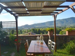 Outdoor dining - Cottage in Val di Chiana (Castiglion Fiorentino)