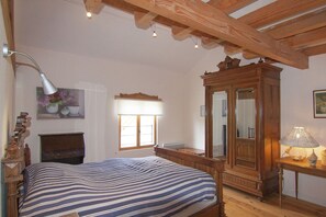 2 多间卧室、WiFi