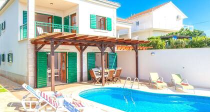 Beautiful villa with spacious terrace and private swimming pool, on the Croatian island of Hvar