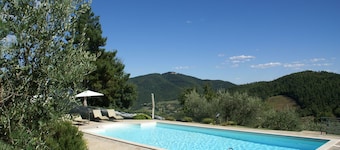 Villa in Umbertide with Pool and Garden