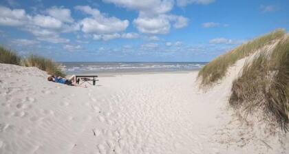 Cottage in Nes-Ameland near Coastline