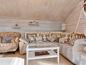 テレビ、テレビゲーム、DVD プレーヤー