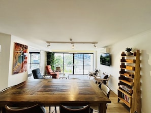 Deluxe Riverview Apartment | Living area