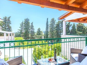 Property grounds - Superb villa with private pool and garden (Hvar)