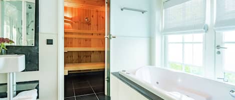 Bathtub