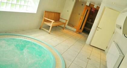 Haus in Noiseux mit Whirlpool & Garten