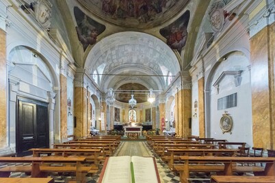 Secluded Chalet with Pool