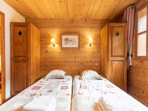 3 bedrooms, WiFi - Lake-view chalet in Tignes, close to ski area (Tignes)