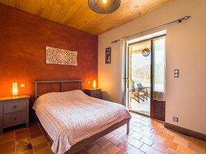 4 bedrooms, WiFi