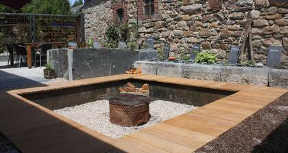 Tämä mökki on osa täysin remontoitu maalaistalo