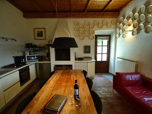 Mikrowelle, Ofen, Geschirrspüler