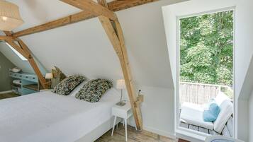 1 slaapkamer, een strijkplank/strijkijzer, wifi