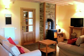 TV, fireplace, DVD player, table football