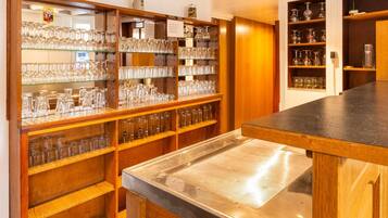 Bar (in der Unterkunft)