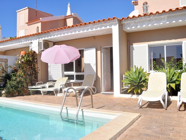 Pool - Villa in Vilamoura with Pool & Terrace (Vilamoura)