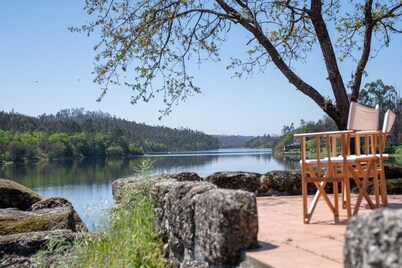 Mansion in Dão Valley by River Beach